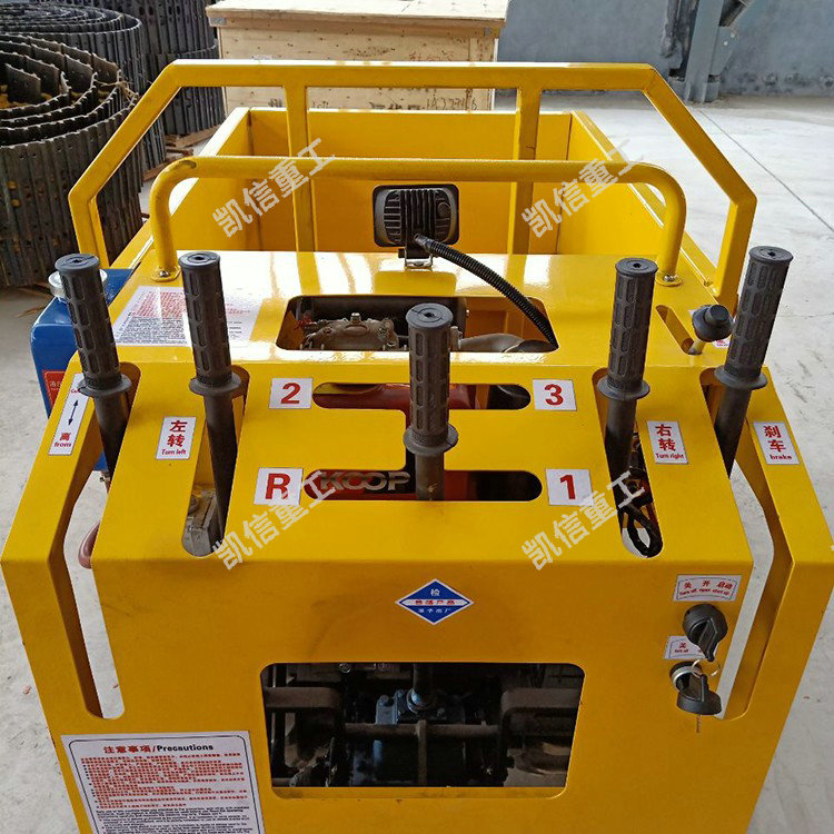 1吨小型履带运输车