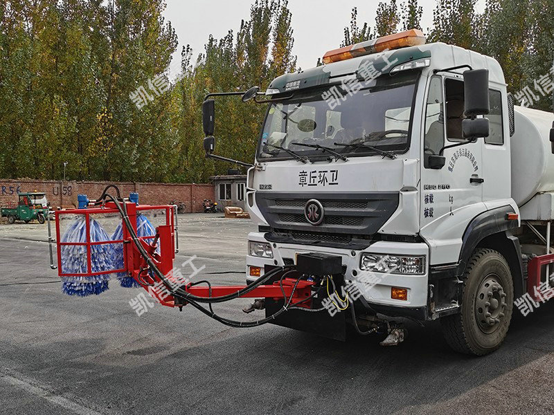 公路护栏清洗机